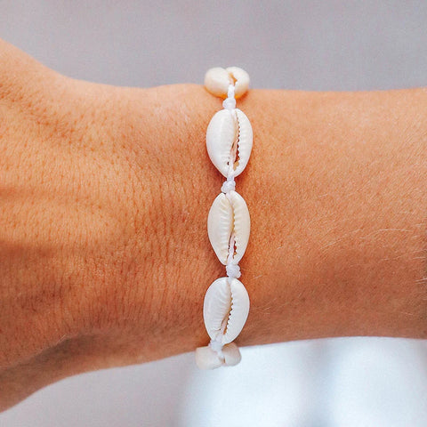 Pura Vida - Knotted Cowries Bracelet Bracelet Pura Vida   